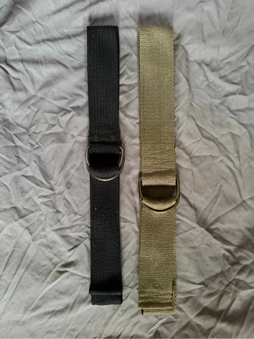 Set of 2 D-Ring Webbing Belts in Olive and Black